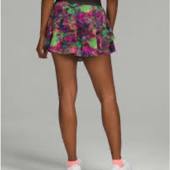 Lululemon Court Rival skirt HR - Picture 3 of 8